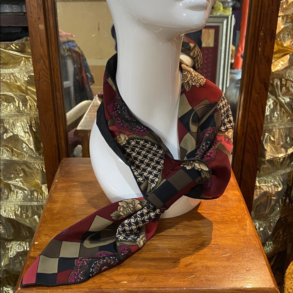 Women's Neck Scarf with Built in Pull Through Loop - Picture 4 of 6